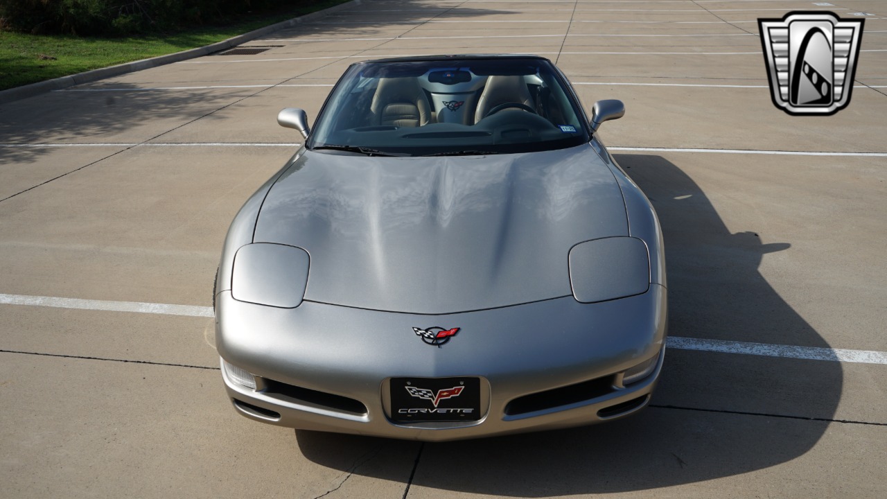 2001 Chevrolet Corvette 5