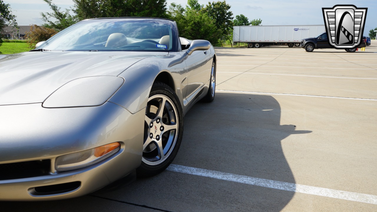 2001 Chevrolet Corvette 43