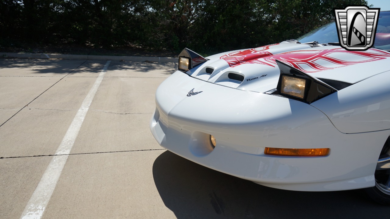 1995 Pontiac Firebird 12
