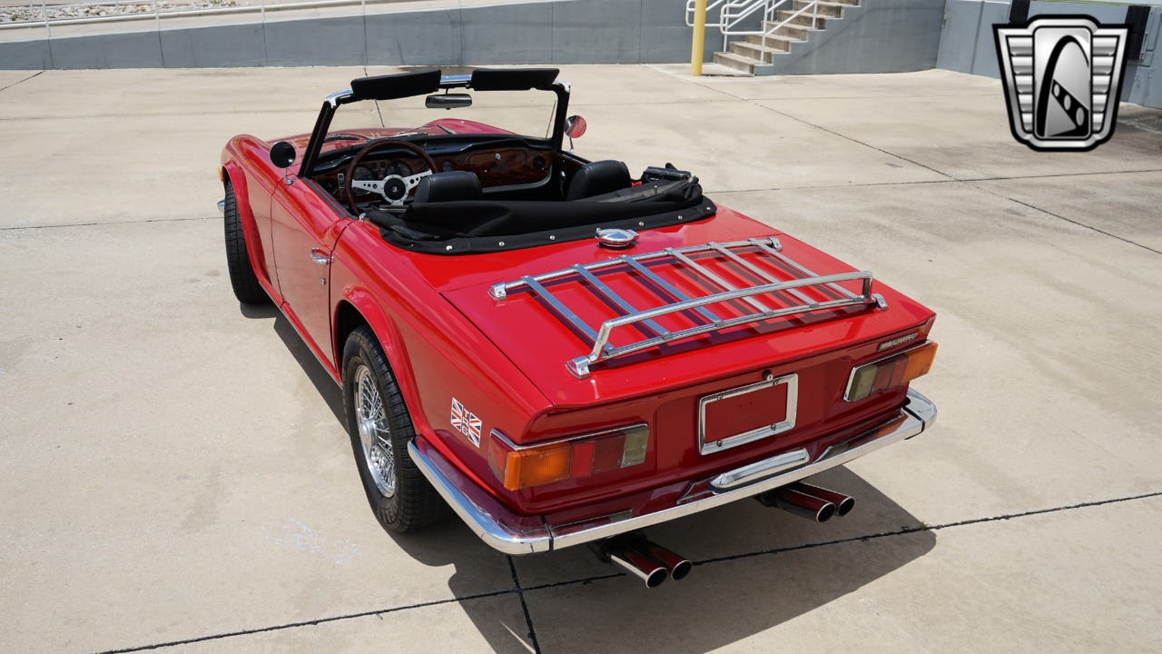 1972 Triumph TR6 30