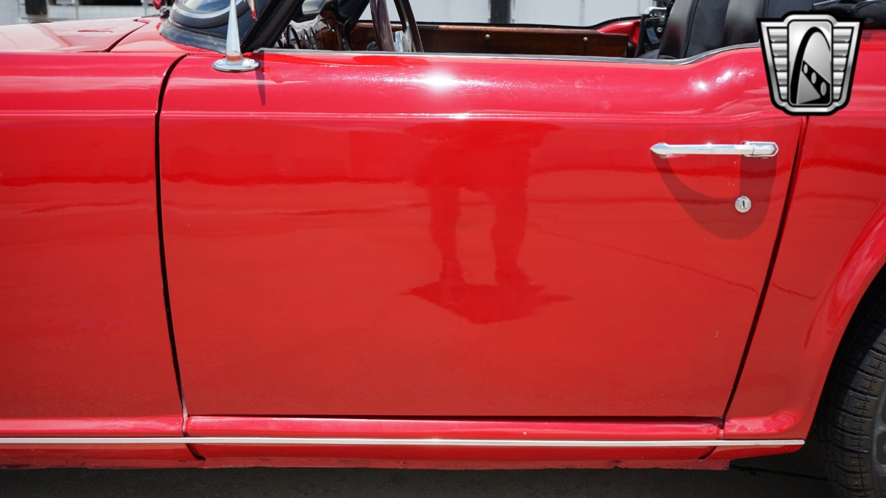 1972 Triumph TR6 53