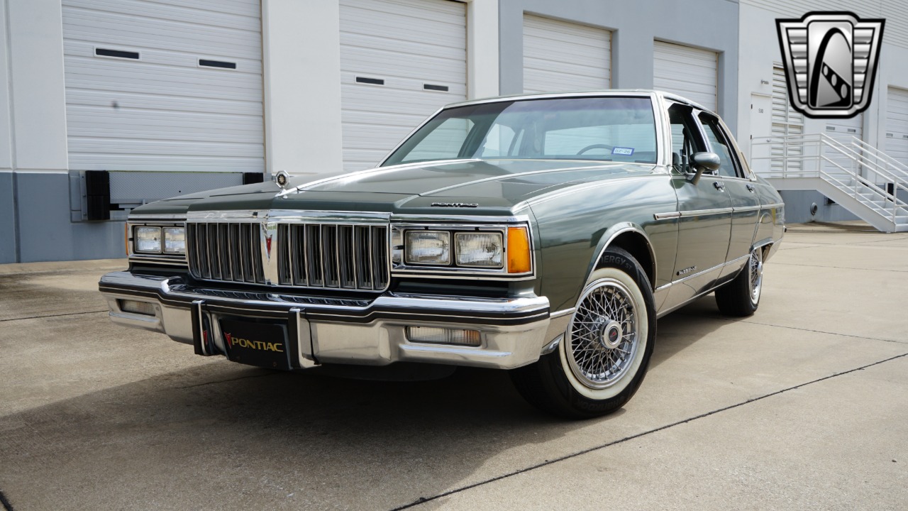 1985 Pontiac Parisienne 2