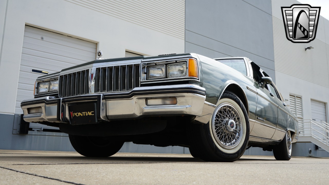 1985 Pontiac Parisienne 28