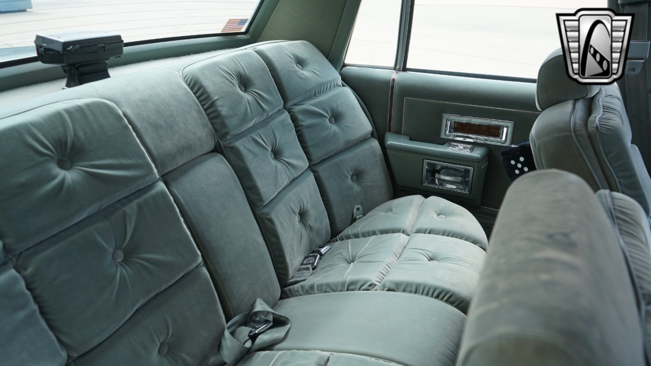 1985 Pontiac Parisienne 22