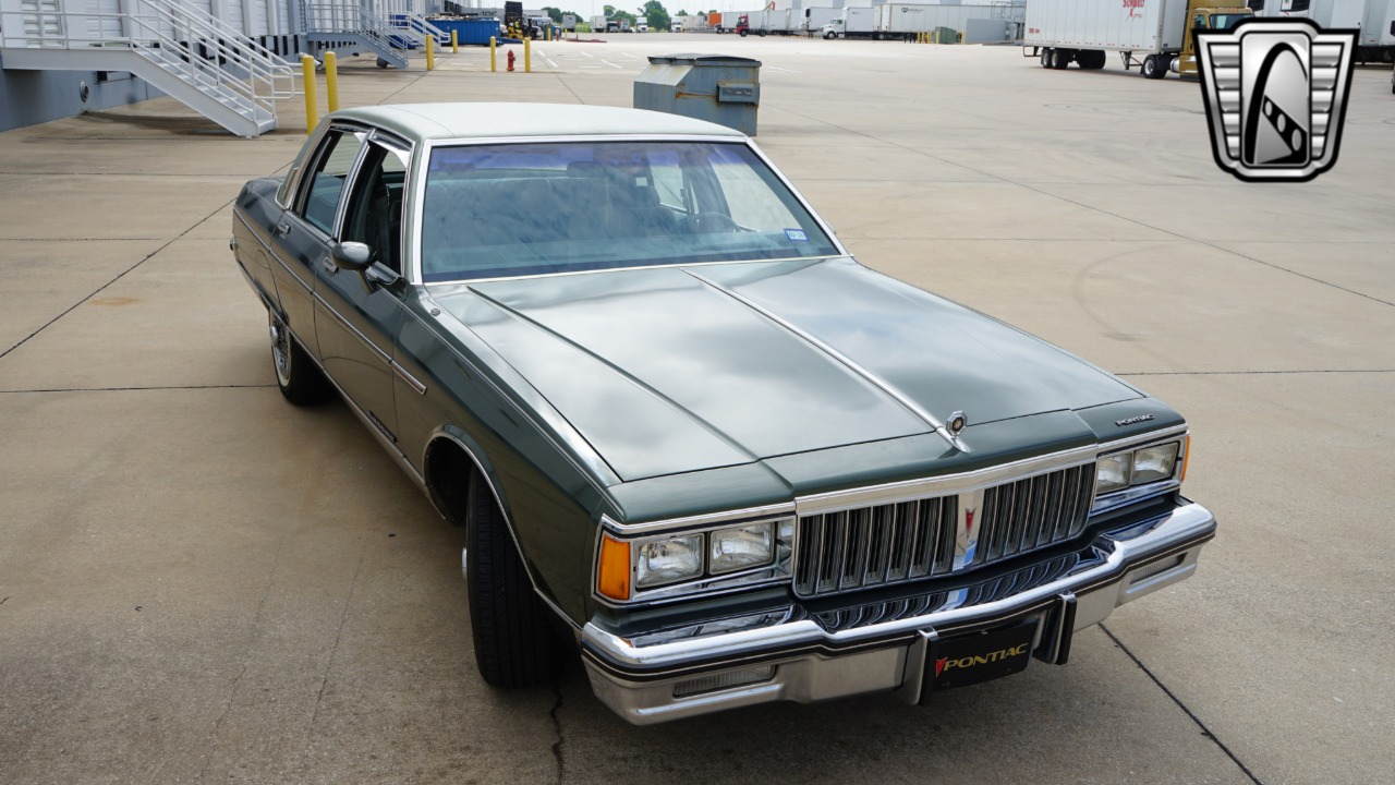 1985 Pontiac Parisienne 42