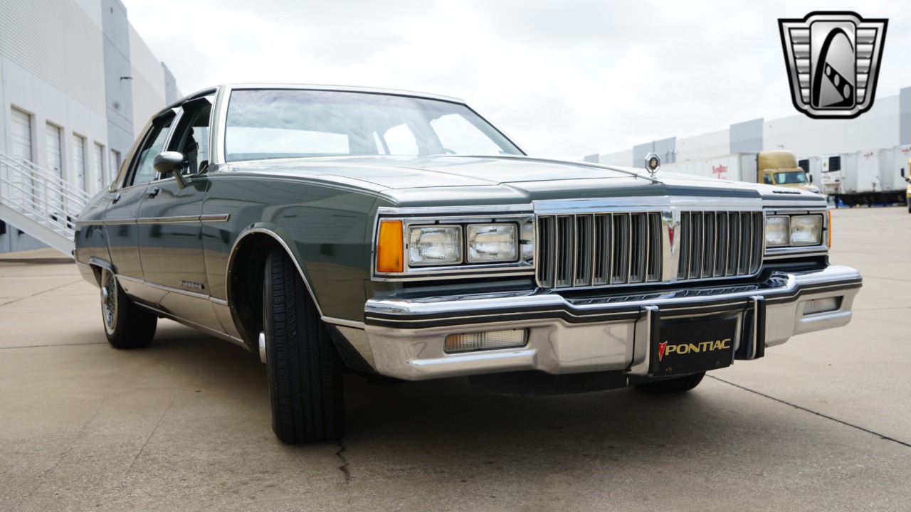 1985 Pontiac Parisienne 5