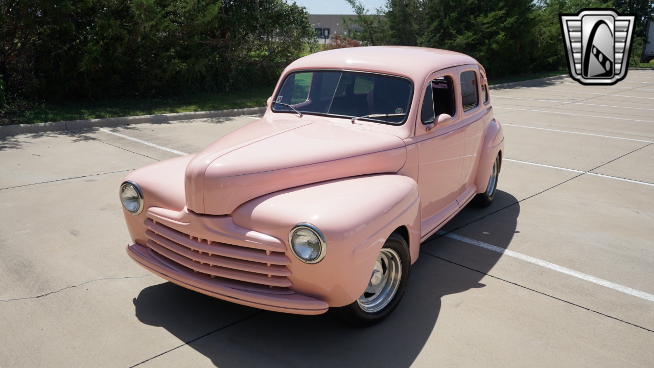 1947 Ford Customline 26