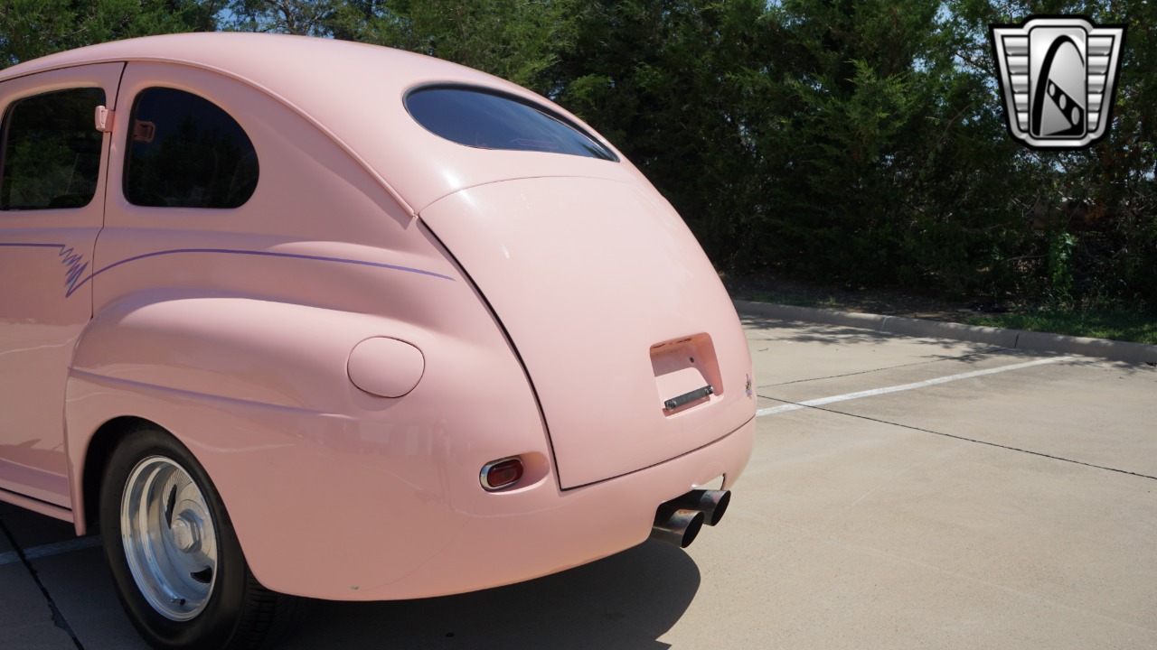 1947 Ford Customline 47