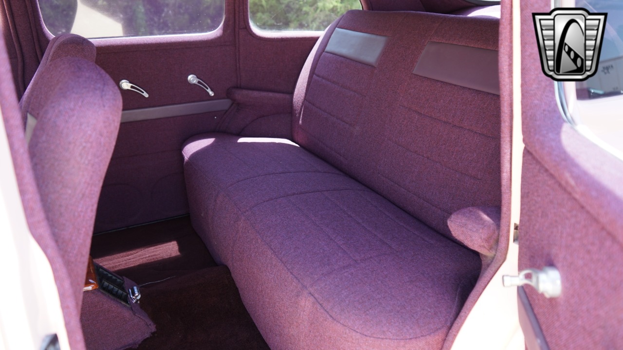1947 Ford Customline 87
