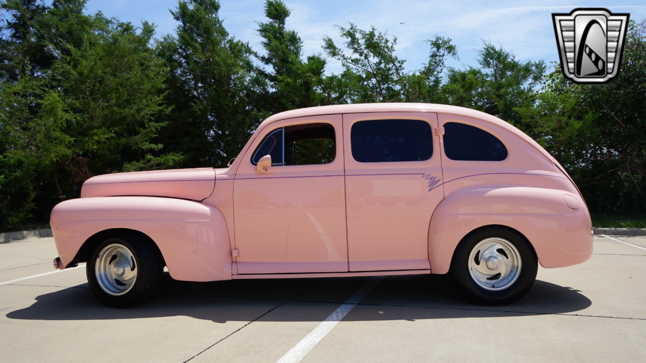 1947 Ford Customline 3