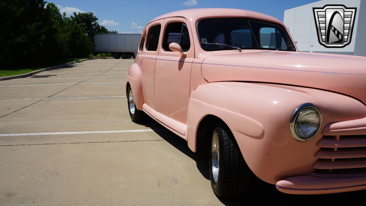 1947 Ford Customline 52