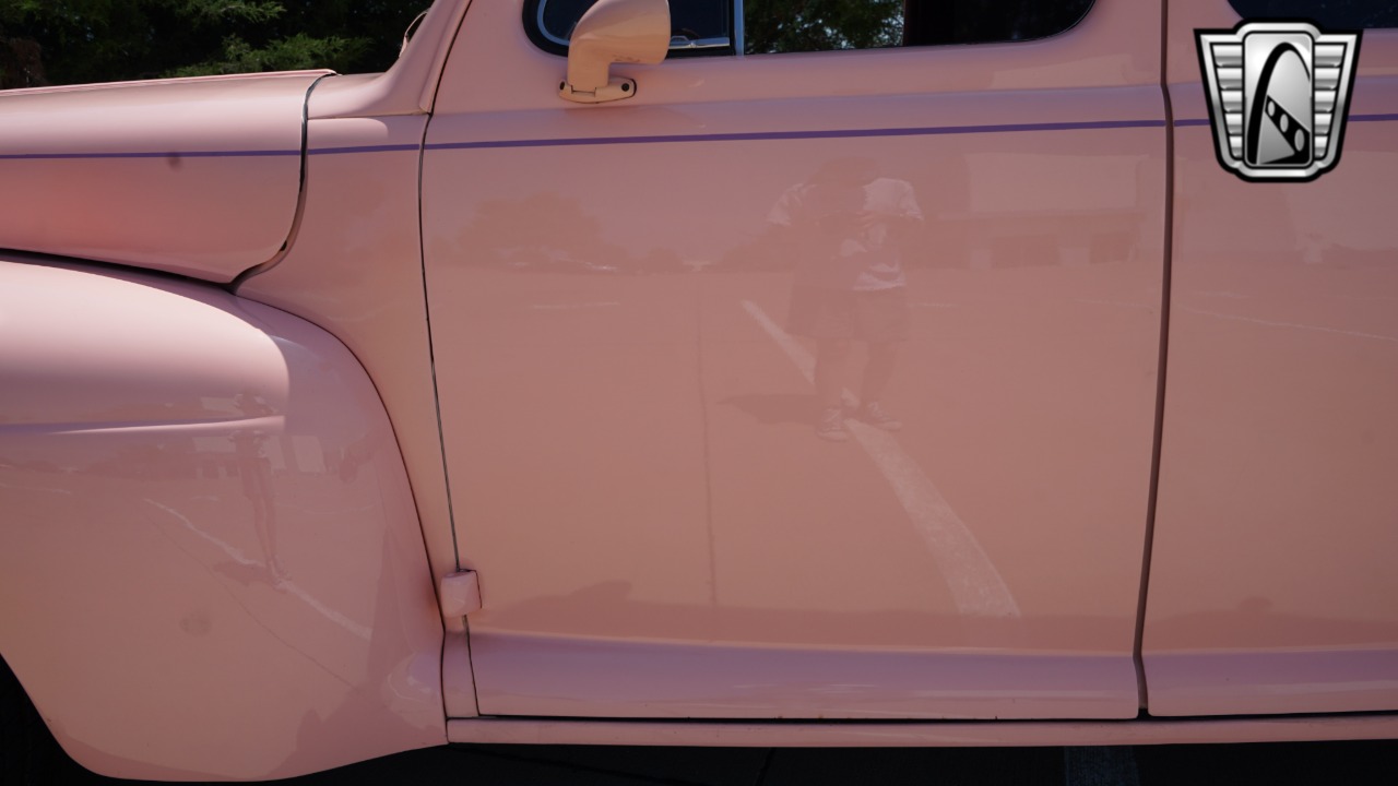 1947 Ford Customline 54