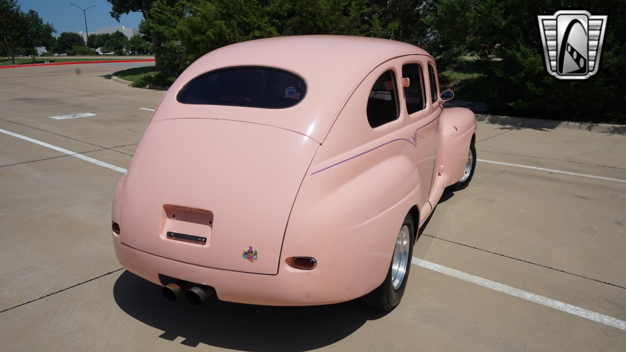 1947 Ford Customline 36