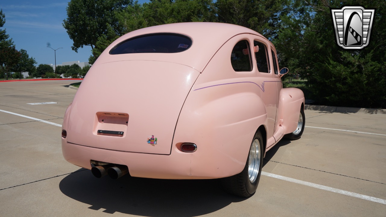 1947 Ford Customline 4