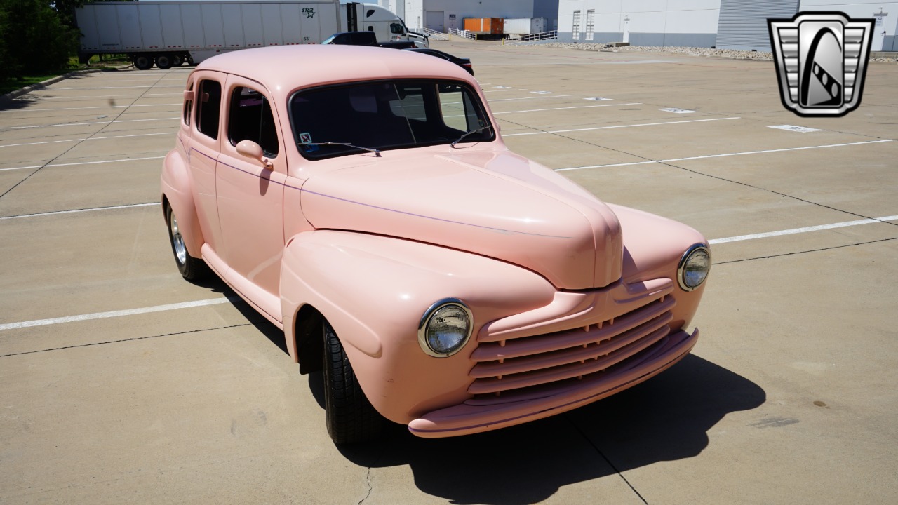 1947 Ford Customline 40