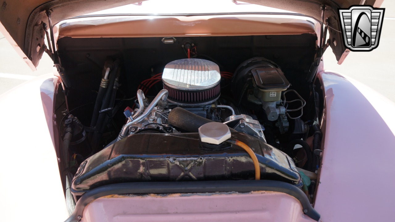 1947 Ford Customline 24