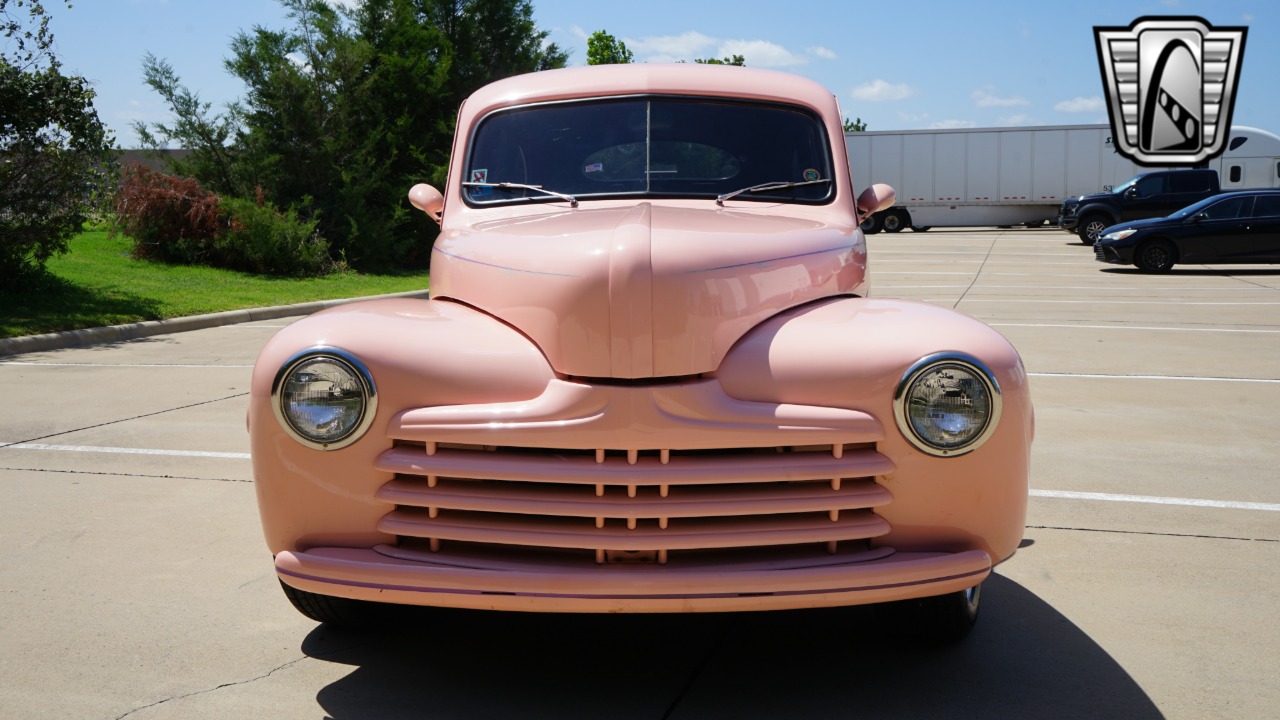 1947 Ford Customline 43
