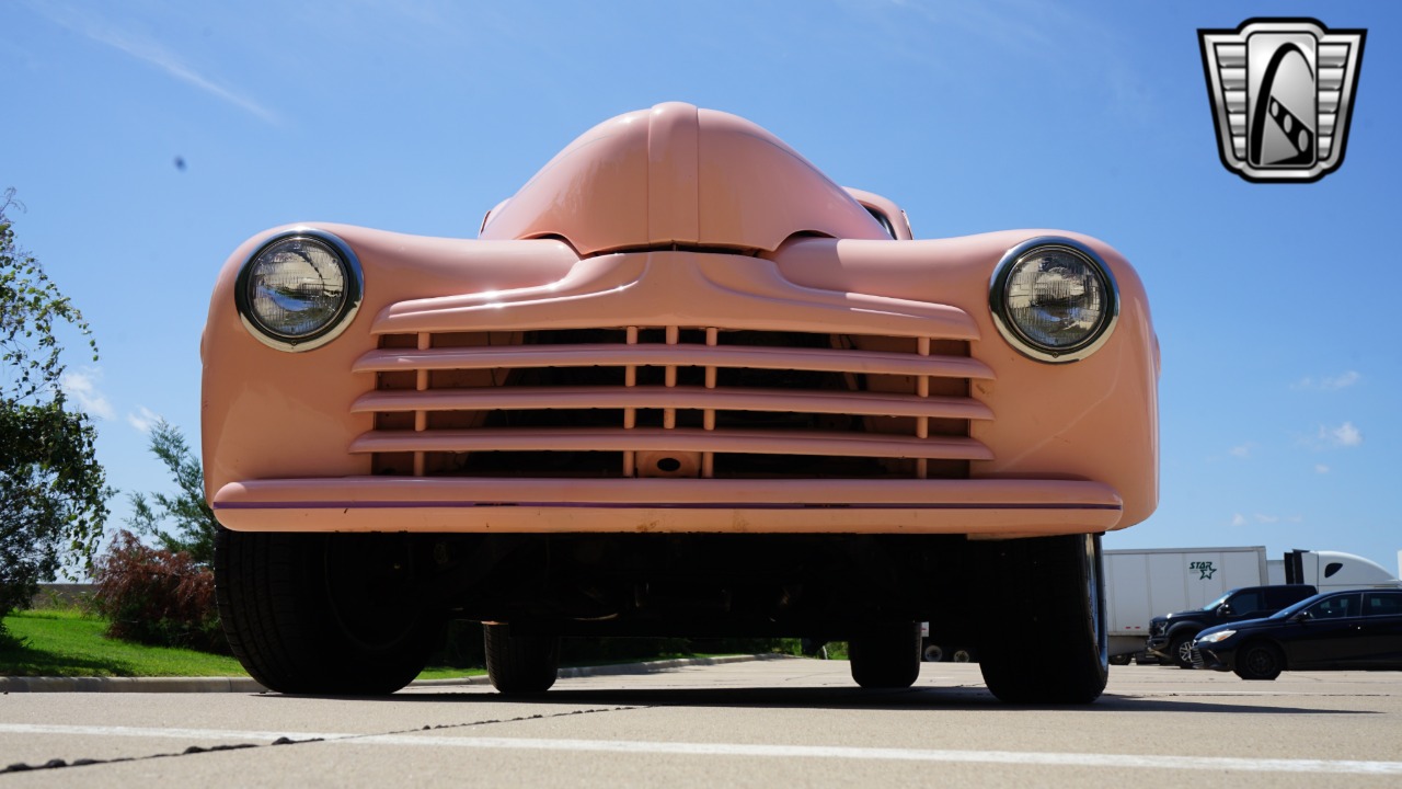 1947 Ford Customline 44