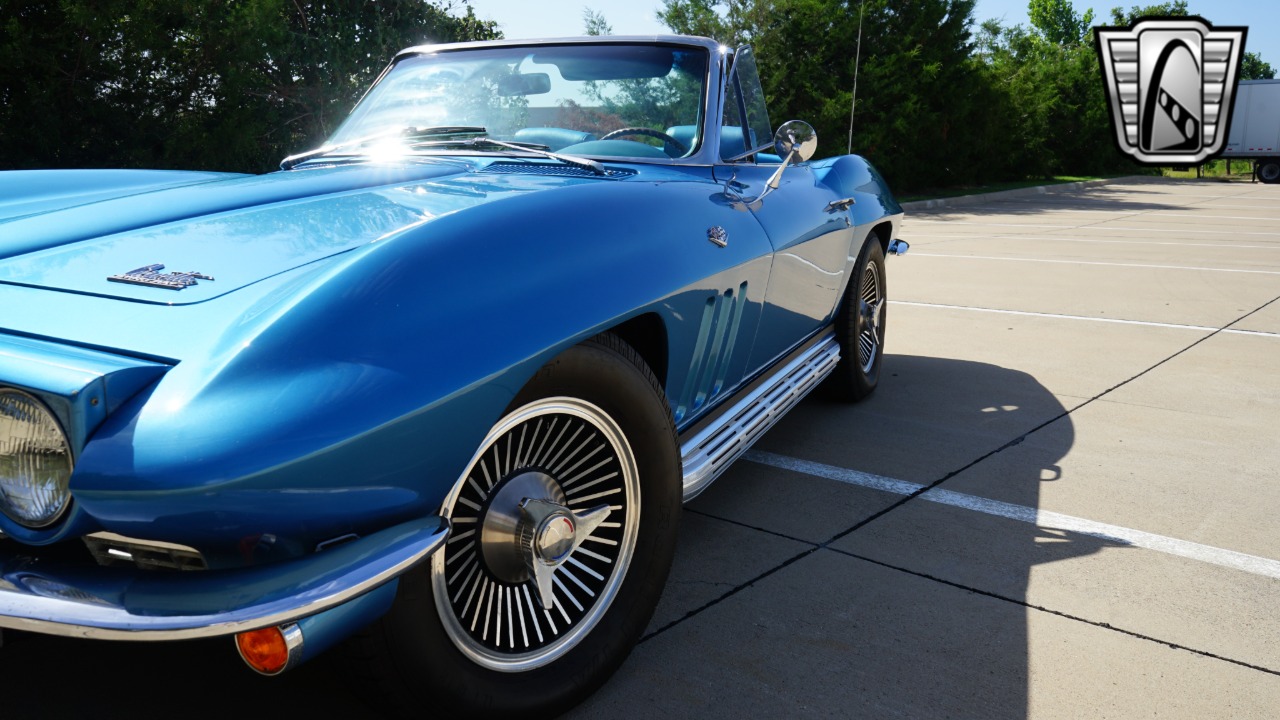 1966 Chevrolet Corvette 47