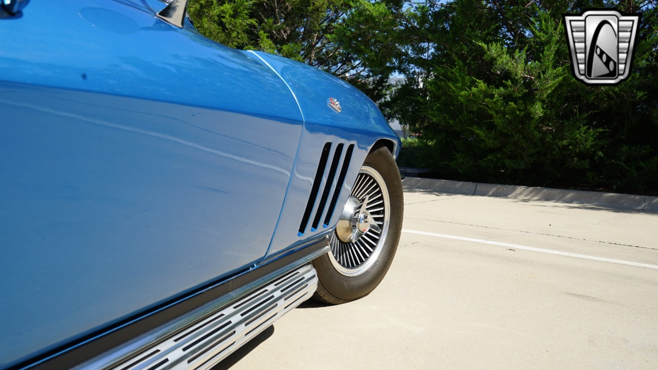 1966 Chevrolet Corvette 76