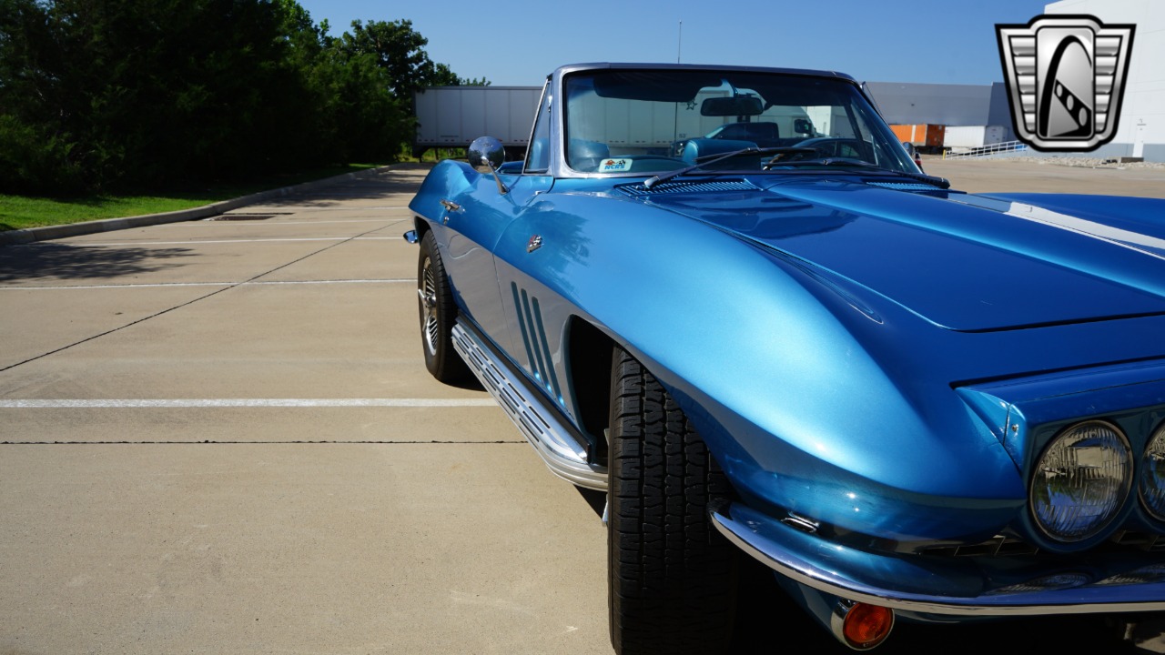 1966 Chevrolet Corvette 53