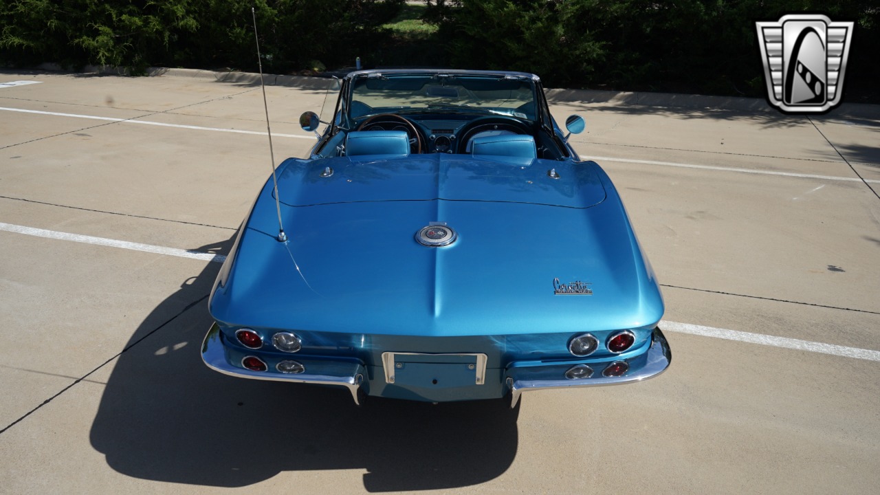 1966 Chevrolet Corvette 32