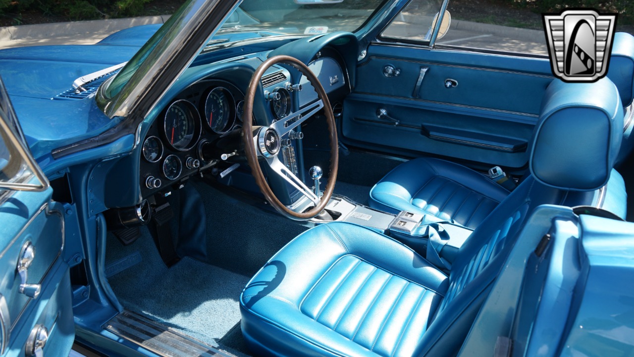 1966 Chevrolet Corvette 13