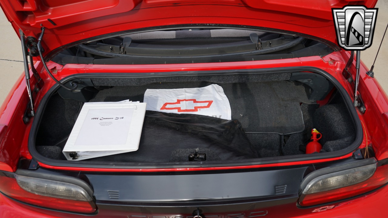 1995 Chevrolet Camaro 24