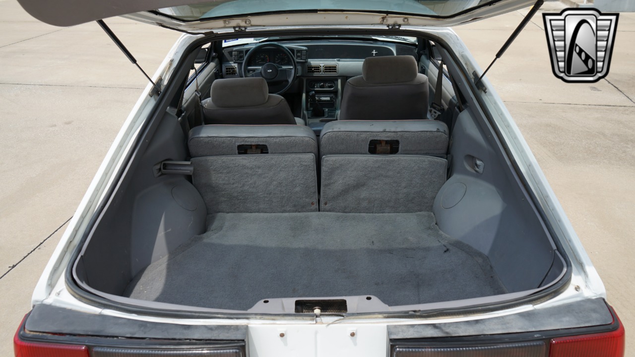 1987 Ford Mustang 19