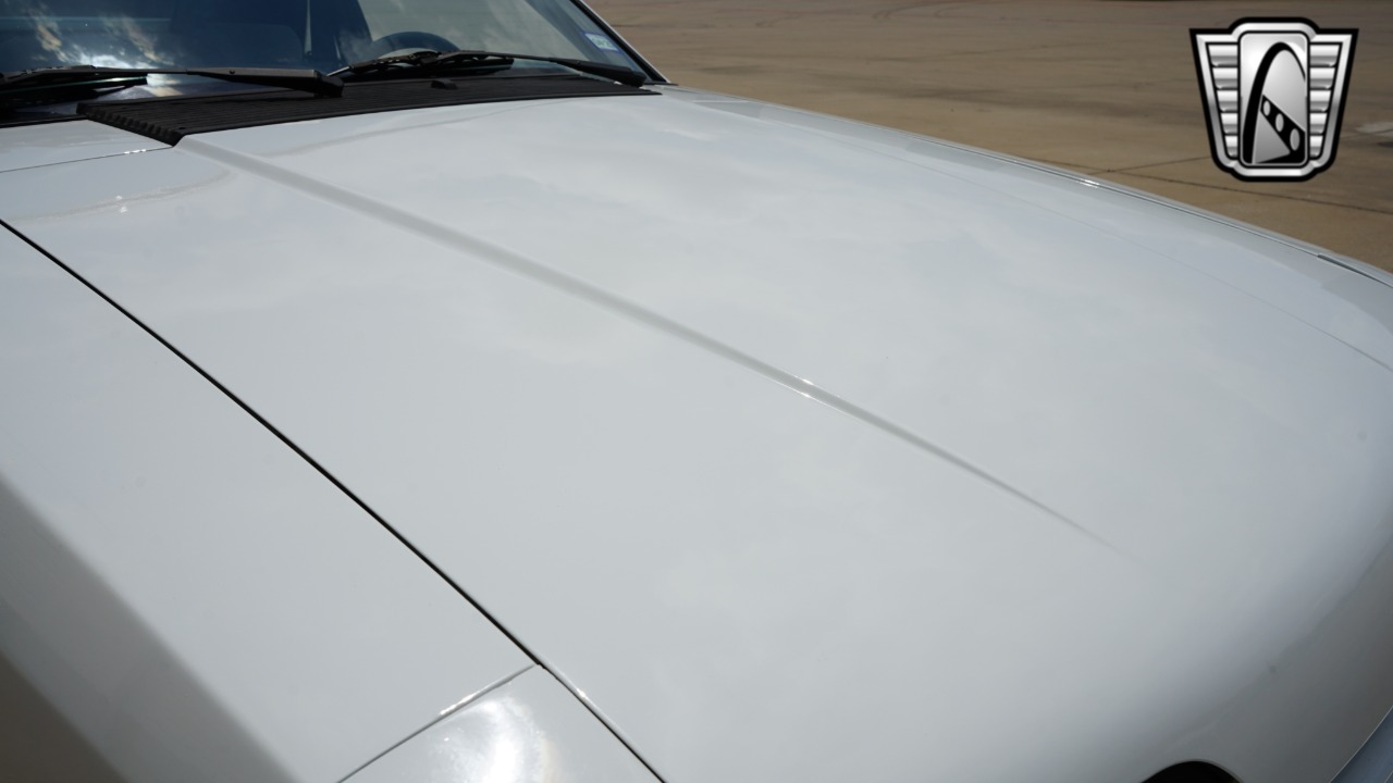 1987 Ford Mustang 71