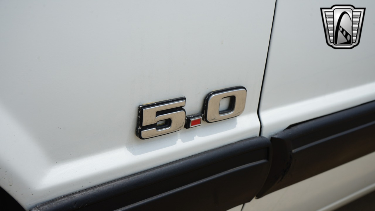 1987 Ford Mustang 75