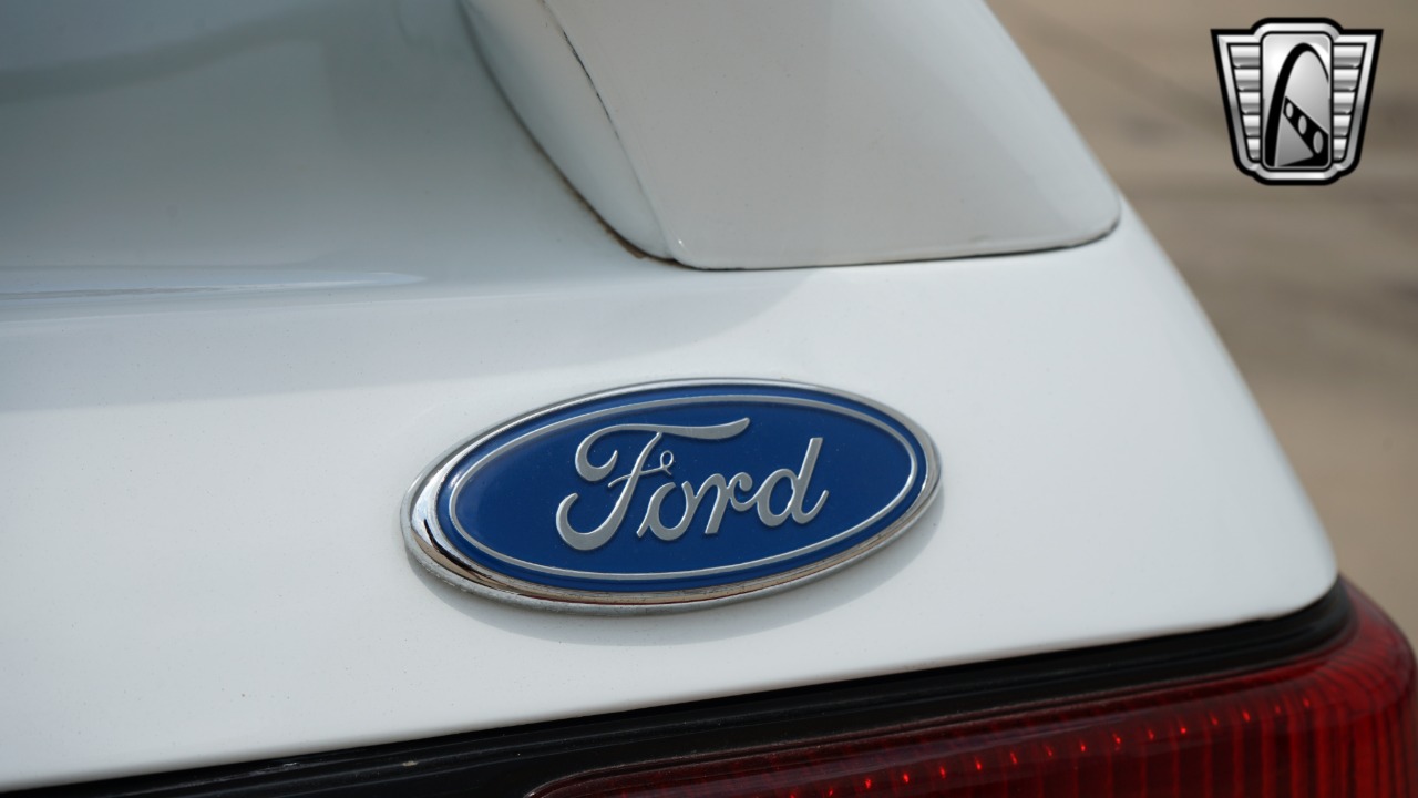1987 Ford Mustang 82