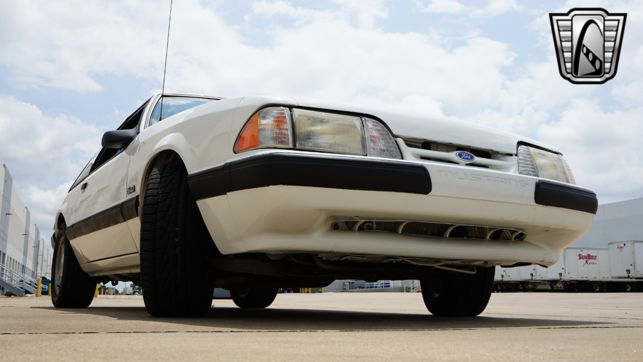 1987 Ford Mustang 39