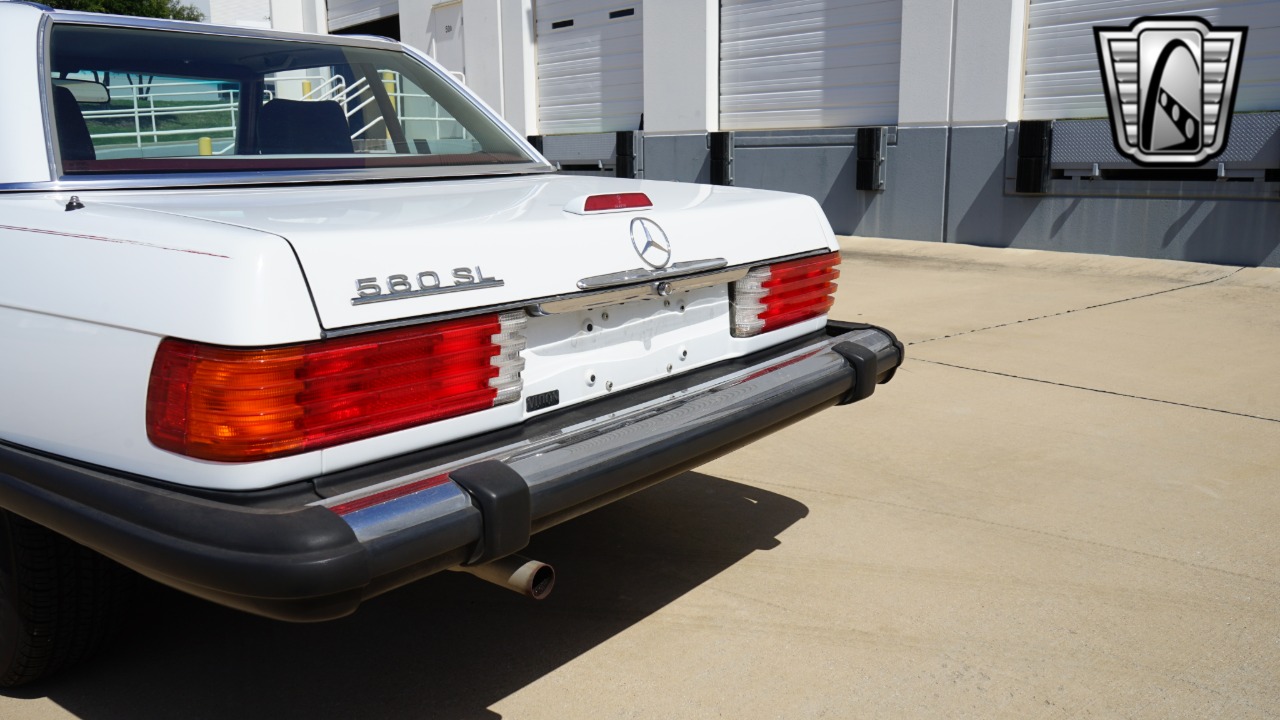 1989 Mercedes-Benz 560SL 47