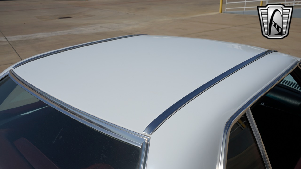 1989 Mercedes-Benz 560SL 69