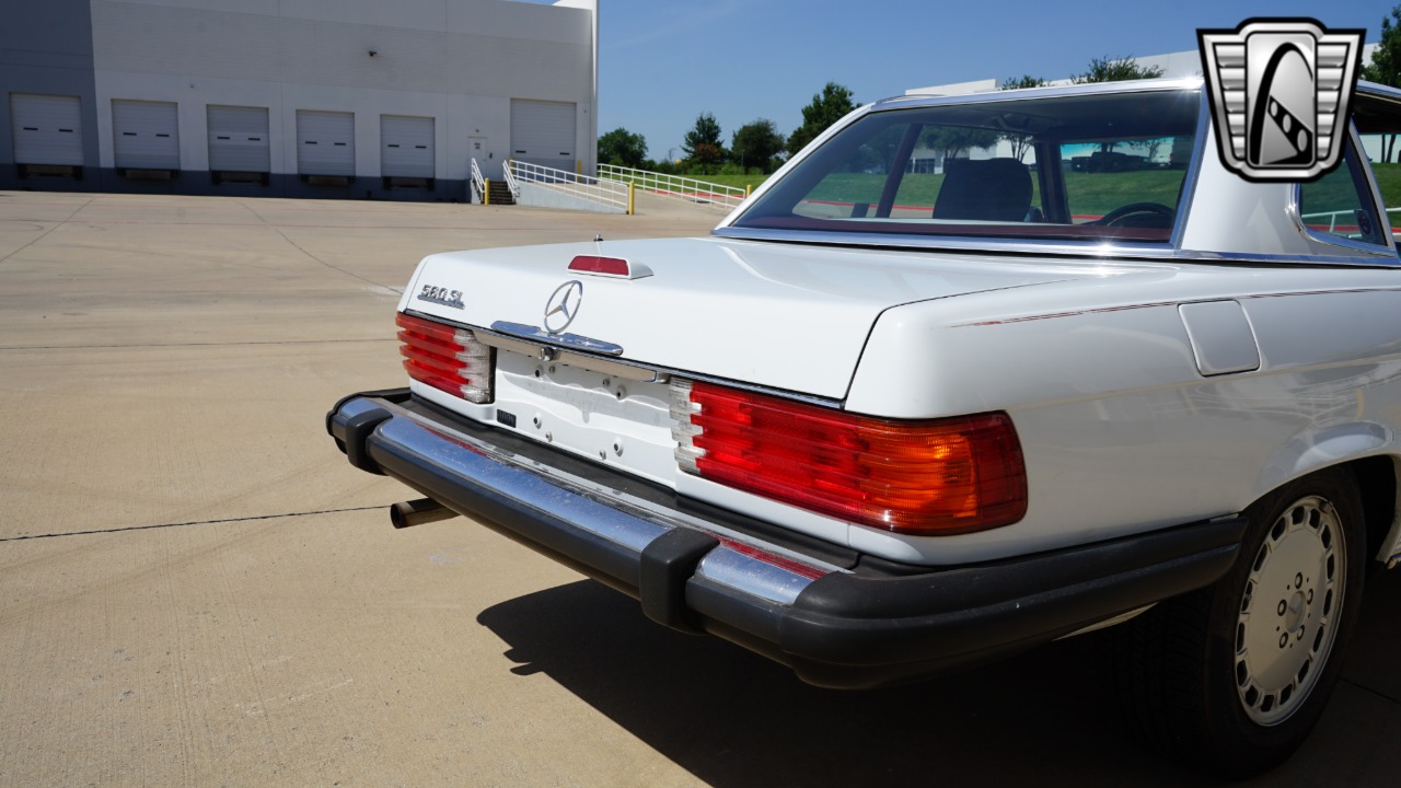 1989 Mercedes-Benz 560SL 49