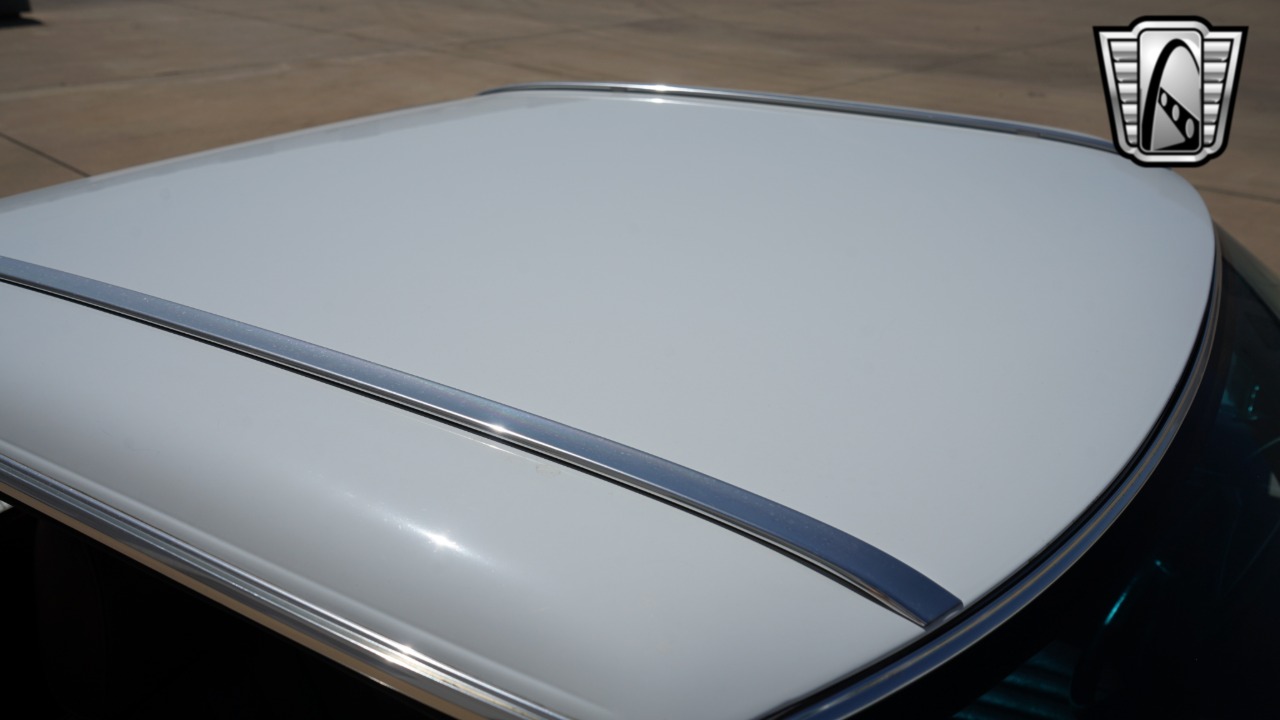 1989 Mercedes-Benz 560SL 70