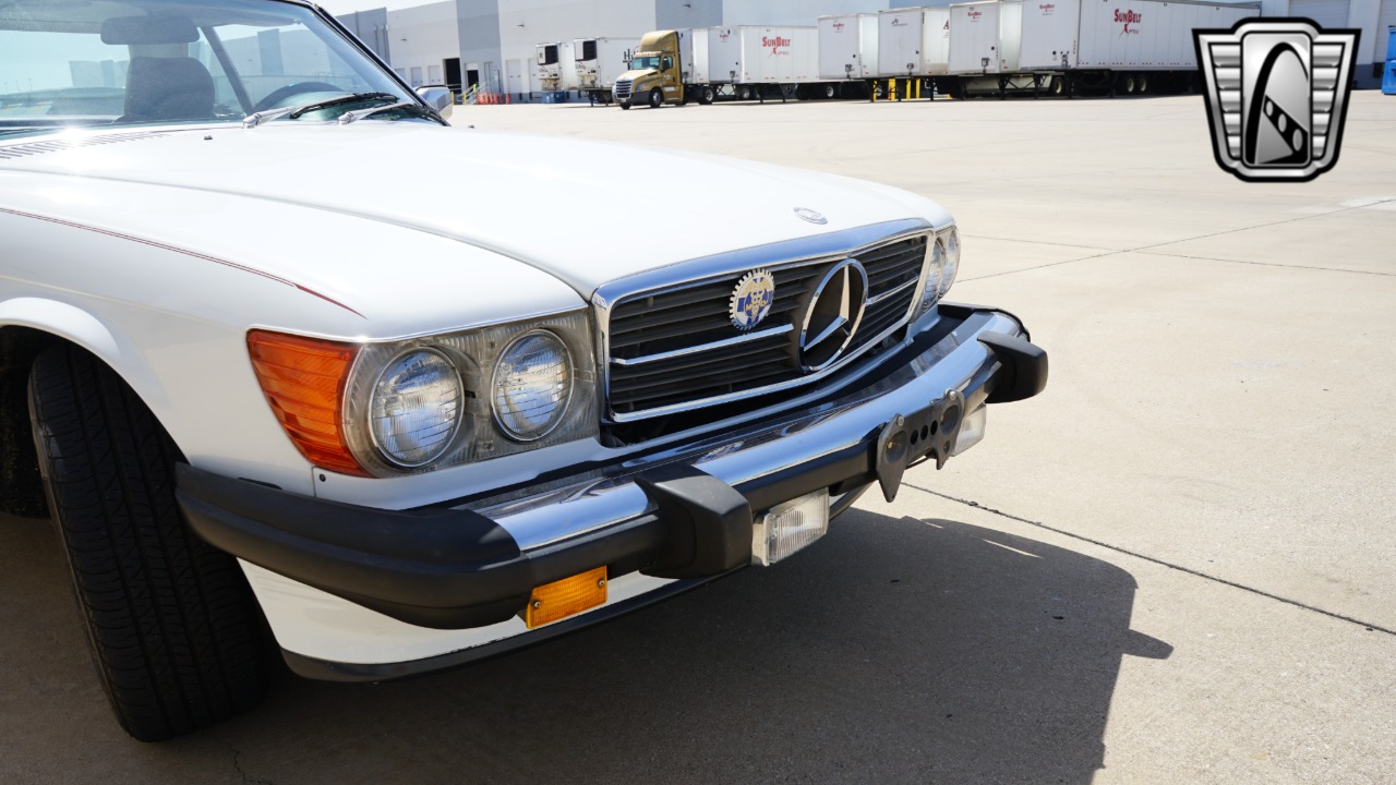 1989 Mercedes-Benz 560SL 51