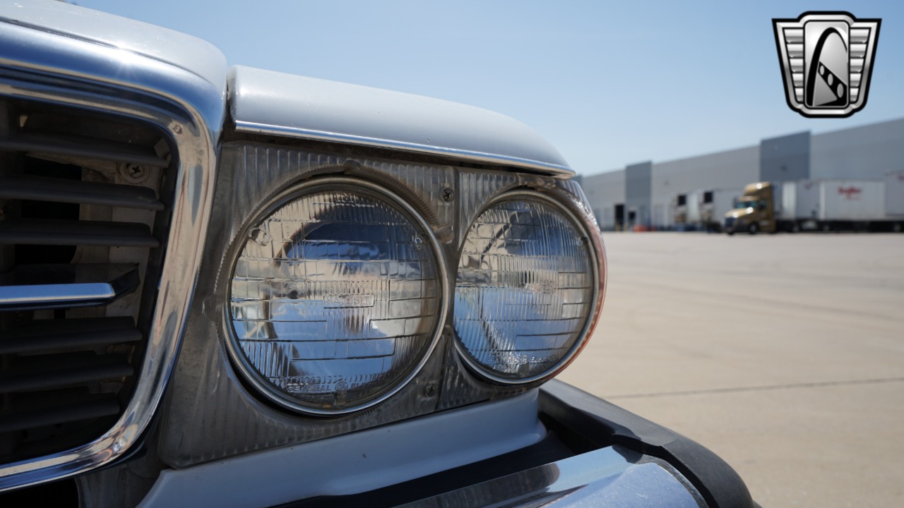 1989 Mercedes-Benz 560SL 12