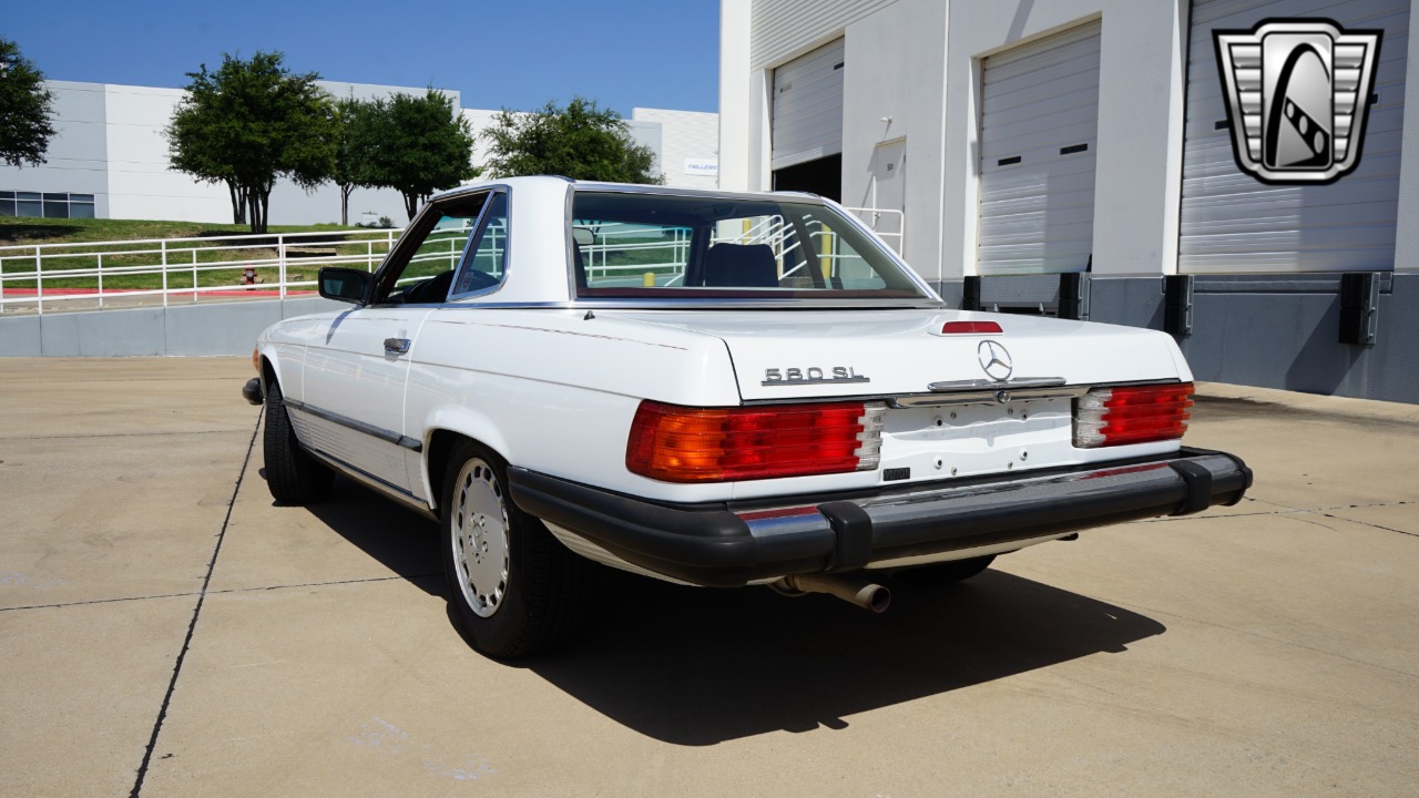 1989 Mercedes-Benz 560SL 31