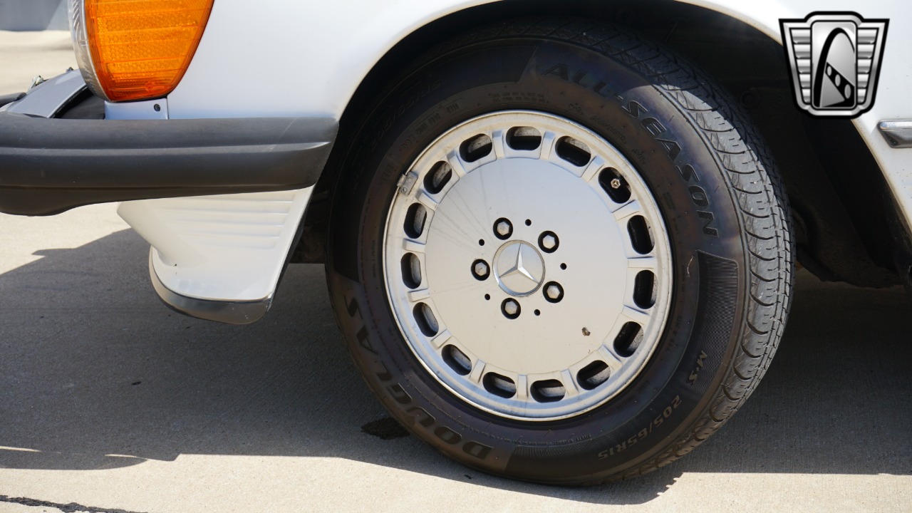 1989 Mercedes-Benz 560SL 7