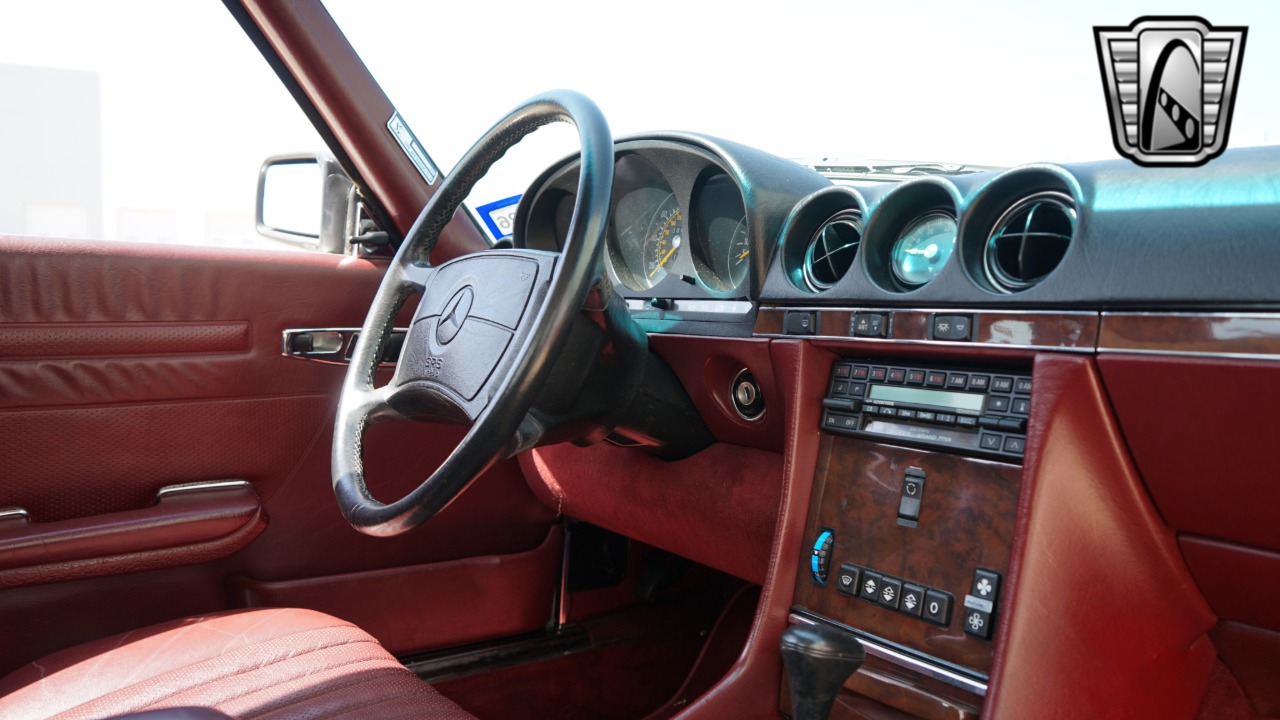 1989 Mercedes-Benz 560SL 95