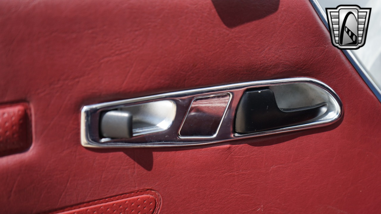 1989 Mercedes-Benz 560SL 86