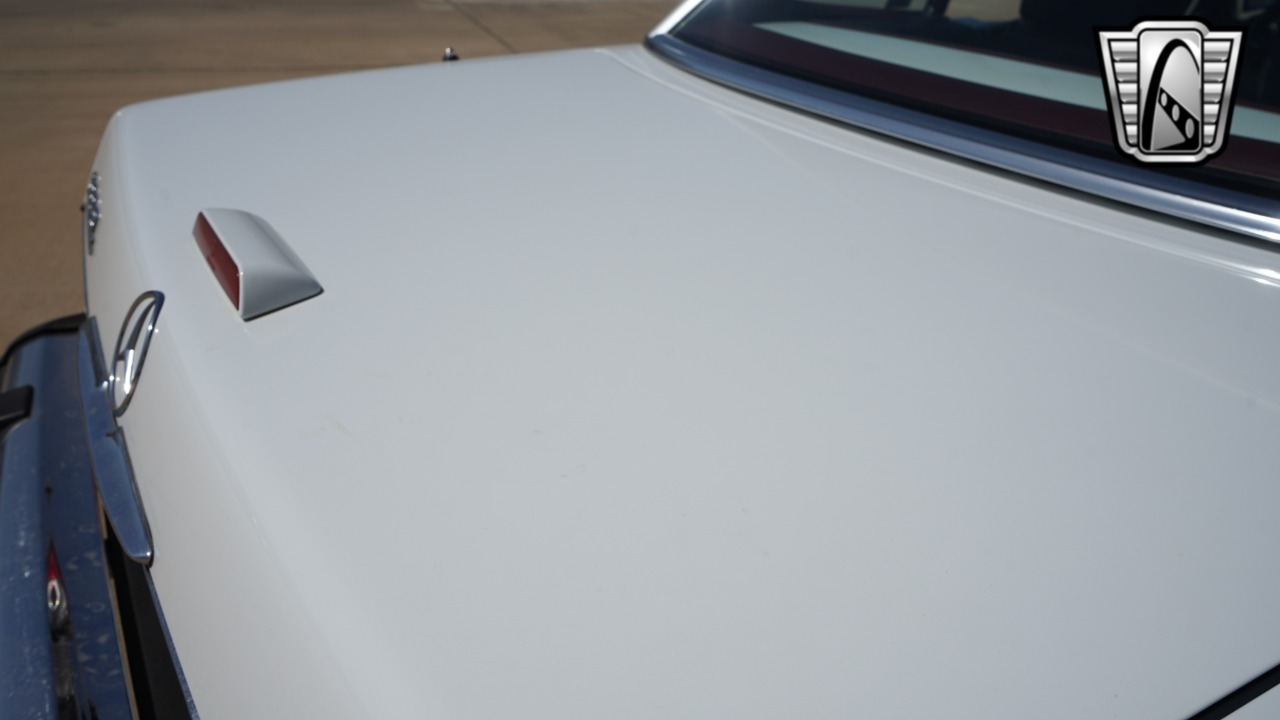 1989 Mercedes-Benz 560SL 66