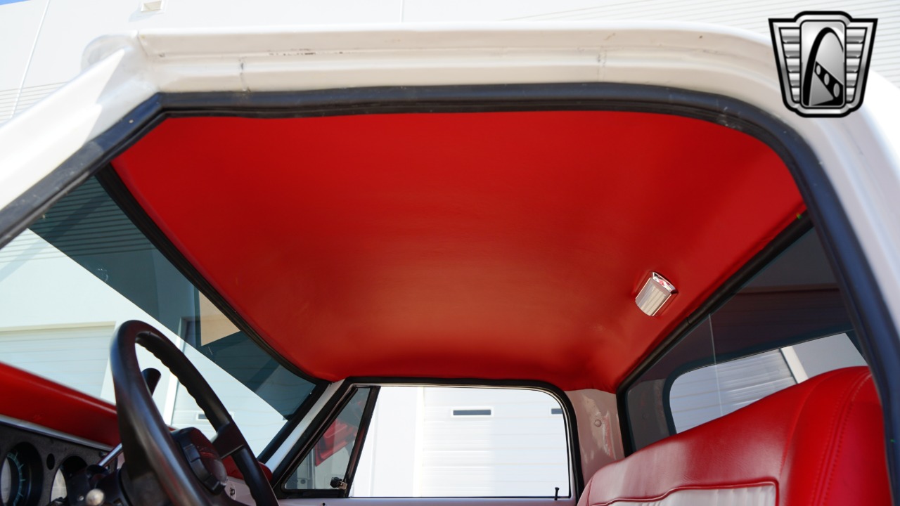 1972 Chevrolet C10 19