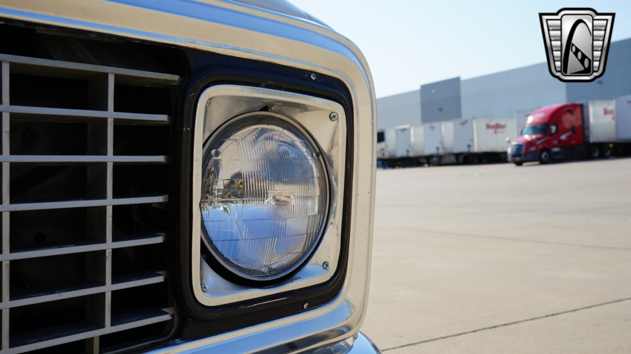 1972 Chevrolet C10 13