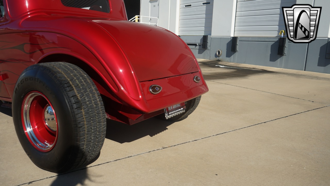 1933 Plymouth Coupe 47