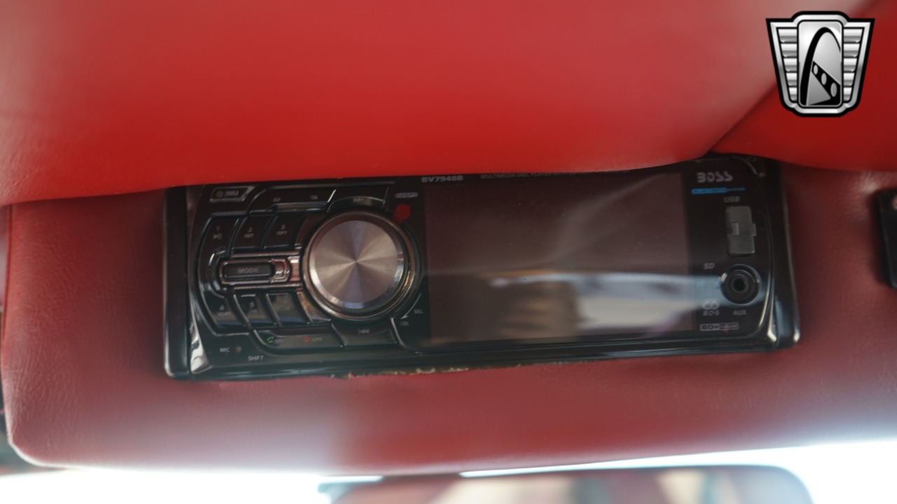 1933 Plymouth Coupe 19