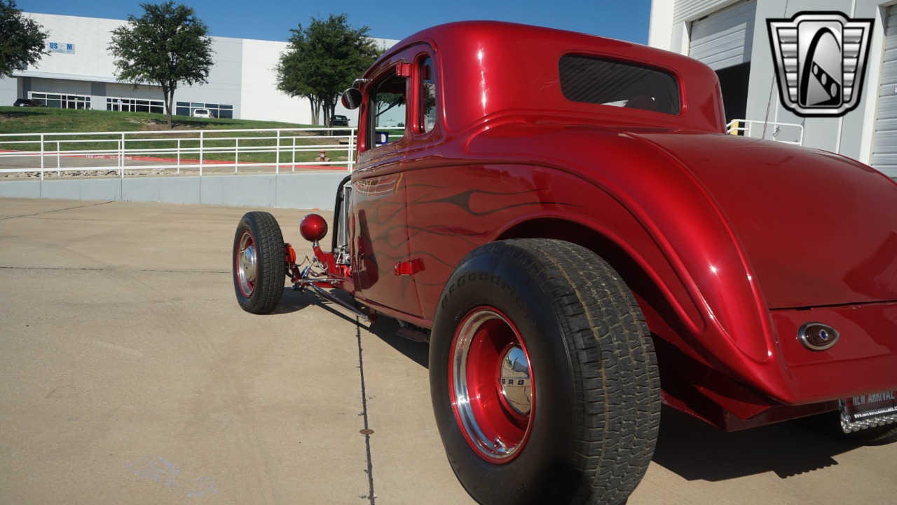 1933 Plymouth Coupe 48