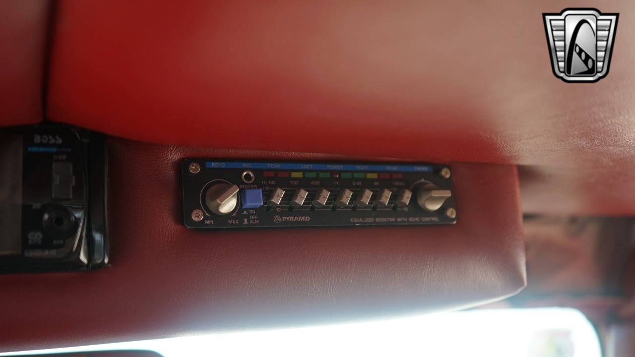 1933 Plymouth Coupe 86